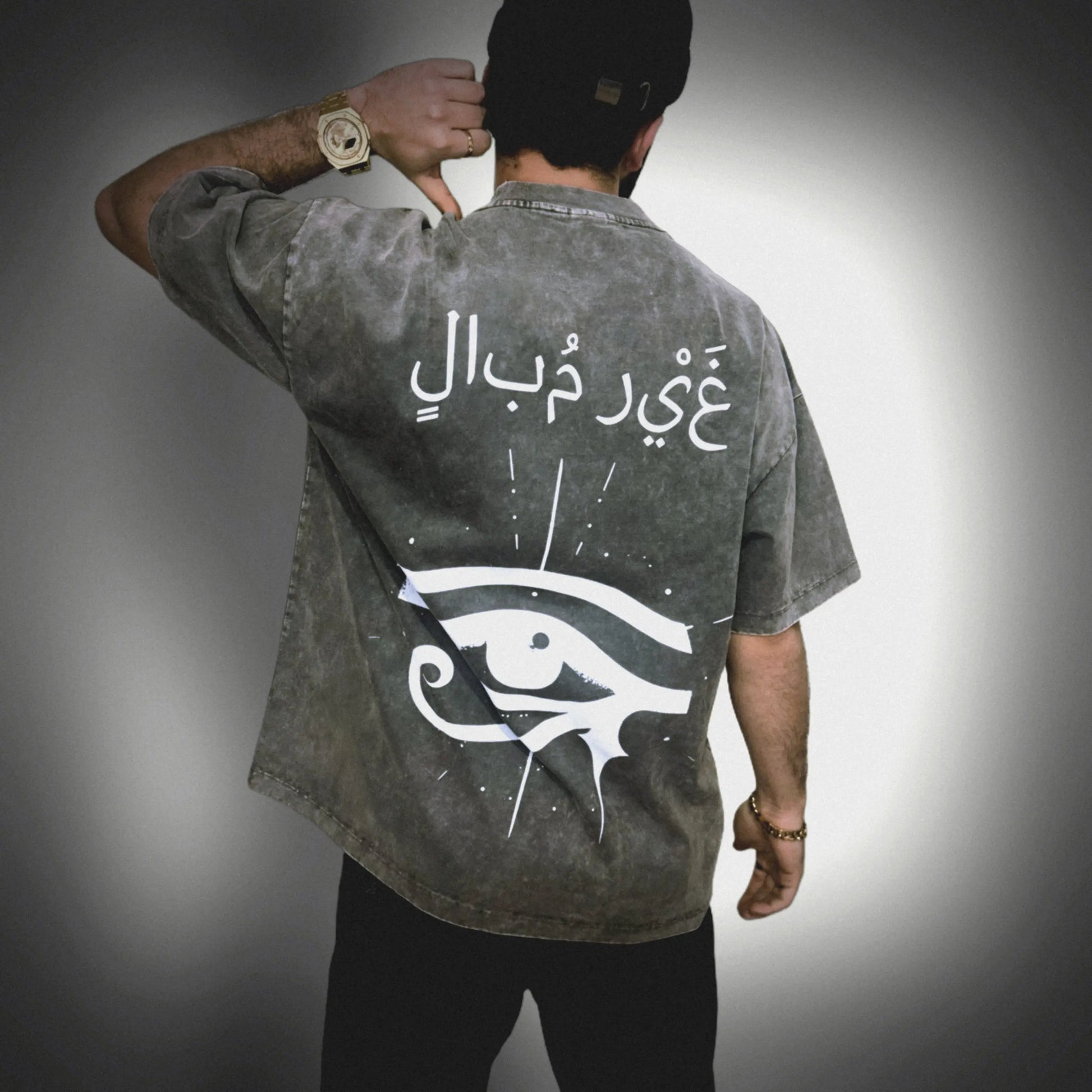 T-Shirt, Arabic Horus Oversize, Gris Indifférent